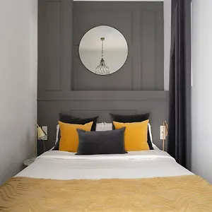 apartamentos-gran-via-bassols.catalonia-hotels.com/