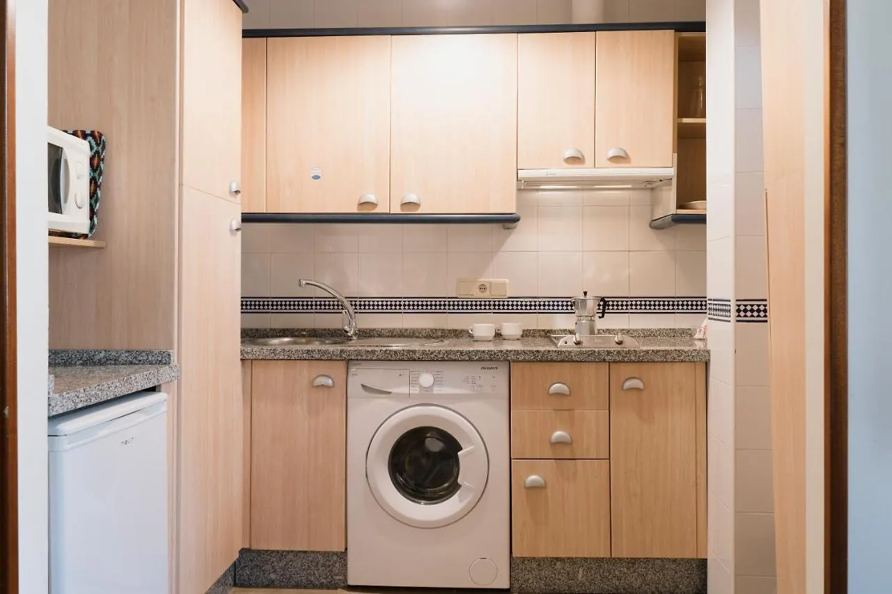 Apartamentos Turisticos San Matias Гранада Апартаменты